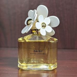 Daisy by Marc Jacobs